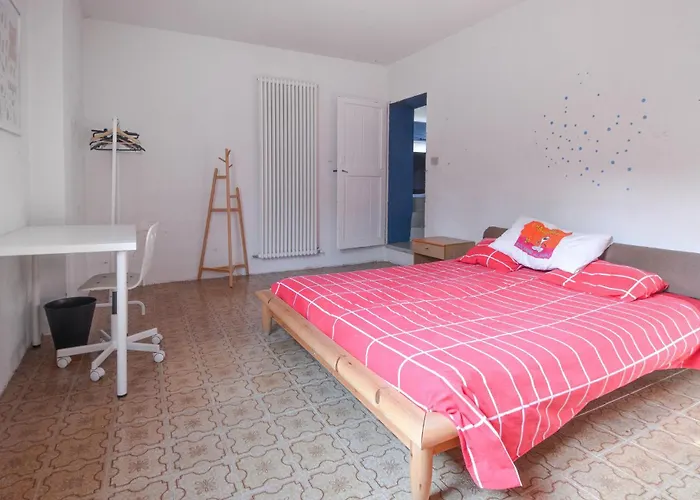 Semesterbostad Amazing In *